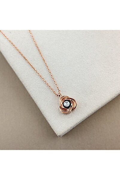 Seda Mücevherat Çiçek Elmas Kolye