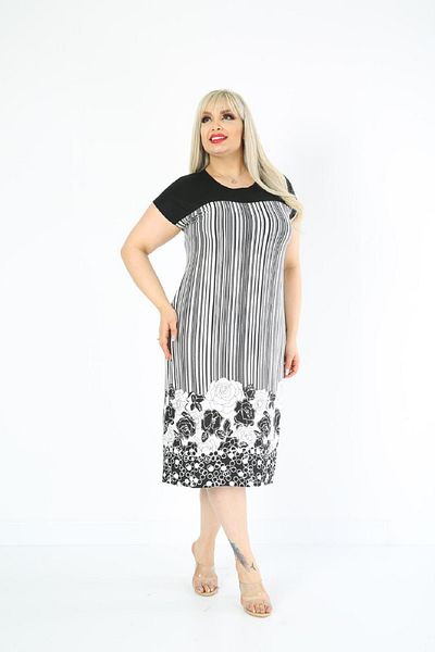 Şirin Butik Women's Large Size Black and White Rose Patterned Viscose Dress