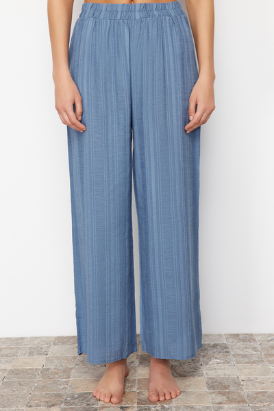 Trendyol Collection Pantaloni de plajă cu fante țesute albastre TBESS24PL00016