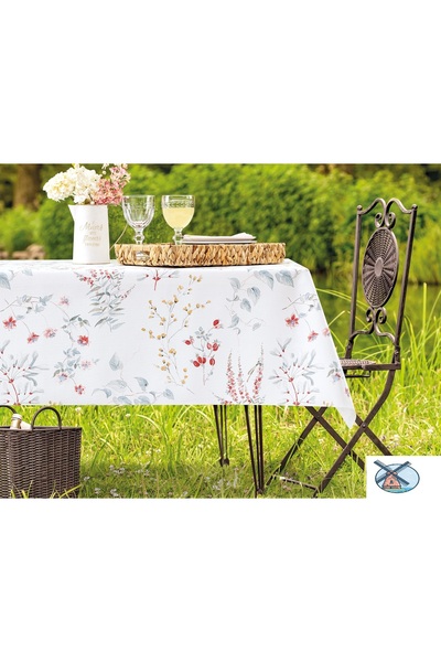 Madame Coco Gemma PVC Tablecloth - Green - 140x200 Cm