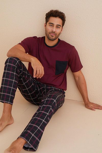 MEBA Set de pijamale pentru bărbați cu mânecă scurtă, roșu Claret, cu model pentru buzunar cu linie dublă /1