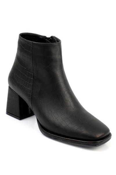 Capone Outfitters Damenstiefel mit stumpfer Spitze und mittelhohem Absatz