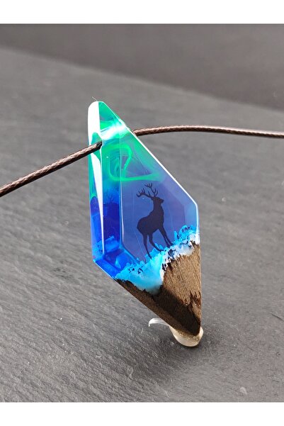 Selenge Art Diamond Üçgen Kuzey Işıkları Geyik Kolye