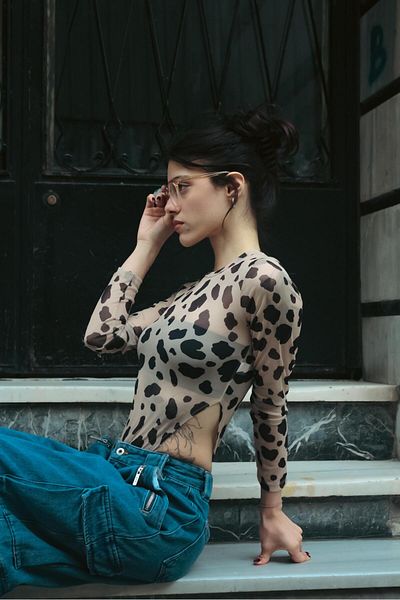 Touz Moda Μπλούζα με διαφανή λεπτομέρεια με λεοπάρ σχέδιο