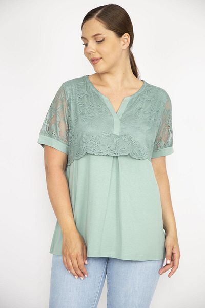 Şans Women's Green Large Size Lace Detailed V-Neck Tunic 65n36610