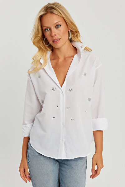 Cool & Sexy Γυναικείο πουκάμισο με λευκό κόσμημα SF2550
