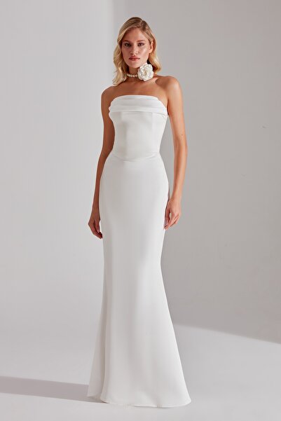 BETTY & SAM DAPHNE BIELY KORZ A SUKŇA ŠATY NIKAH