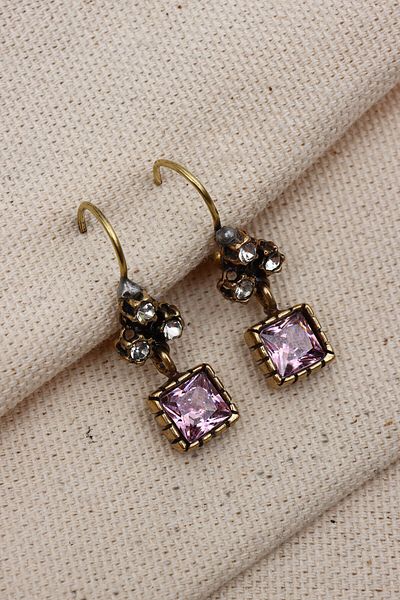 Süspüs Accessories Authentic Dangle Square Jewelled Earrings