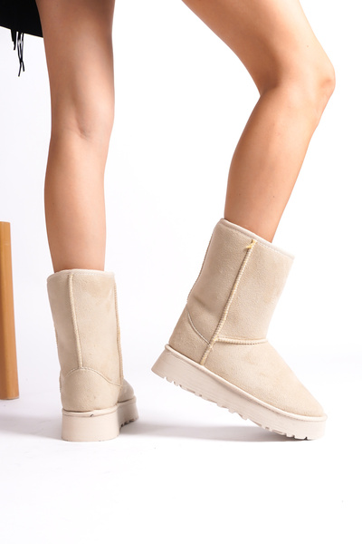 Capone Outfitters Γυναικείες μπότες επίπεδη σόλα μεσαίου μεγέθους μπεζ με γούνα εσωτερικά