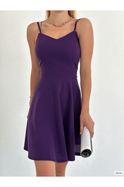 NARKISS Rochie evazată de culoare prune cu detaliu la spate