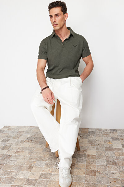 Trendyol Collection Textured Embroidered Khaki Polo Tričko – Regular Cut TMNSS24PO00046