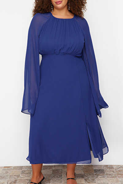Trendyol Curve Φόρεμα σιφόν Plus Size - Saks Cape μανίκια, Maxi μήκος, με επένδυση TBBSS24AH00179