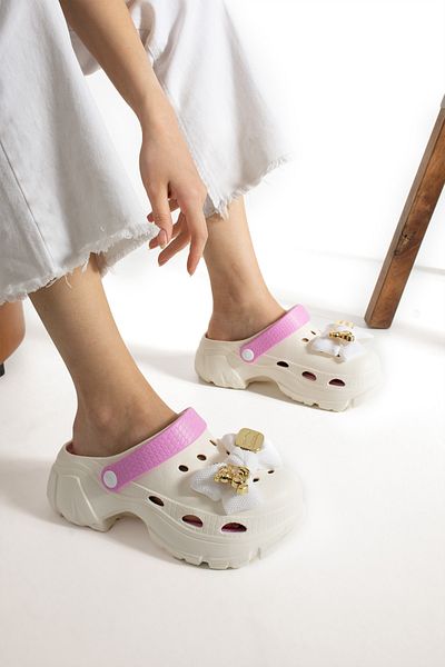İnan Ayakkabı White/Pink Color Orthopedic Insole Bow Buckle Detailed Sabo Sandals & Slippers 6 Cm Sole