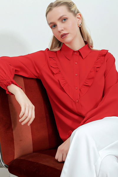 MissKybele Kol Ucu ve Göğsü Fırfır Detaylı Lastik Gipeli Uzun Kollu Düğme Kap...