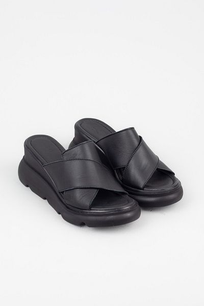 Adım Adım Papuci negri cu toc cu pană din piele naturală