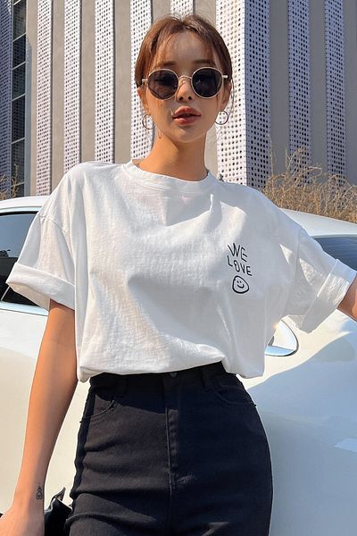 MODAGEN Unisex Λευκό μπλουζάκι με λαιμόκοψη με τυπωμένο υπερμεγέθη