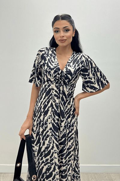 giyimmasalı Satin Fabric Dress with Gather Detail on the Chest - BLACK
