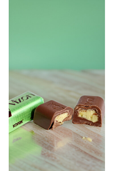 KONAK Vizon Antep Fıstığı Parçacıklı Krema Dolgulu Sütlü Çikolata 1000 Gr