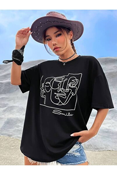 JDM New Season Women's Smile T-shirt - Red Label, Jdm Code Trend