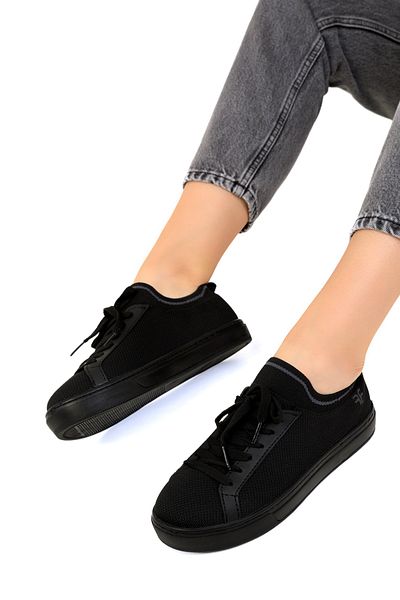 SOHO Black-Black Unisex Sneaker 19149