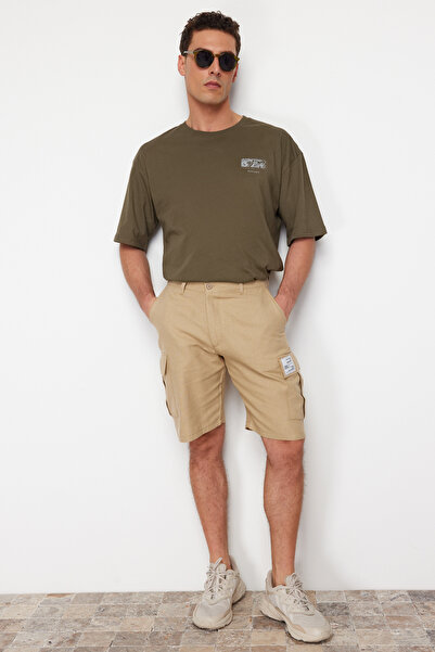 Trendyol Collection Béžové šortky Regular Fit - Detailní štítek TMNSS24SR00052