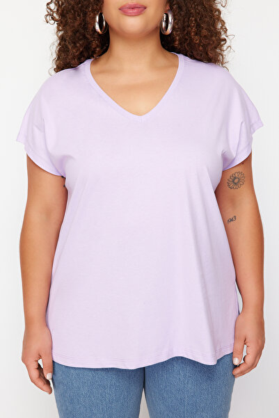 Trendyol Curve Lilac pletené tričko s výstřihem do V TBBSS22BF0036