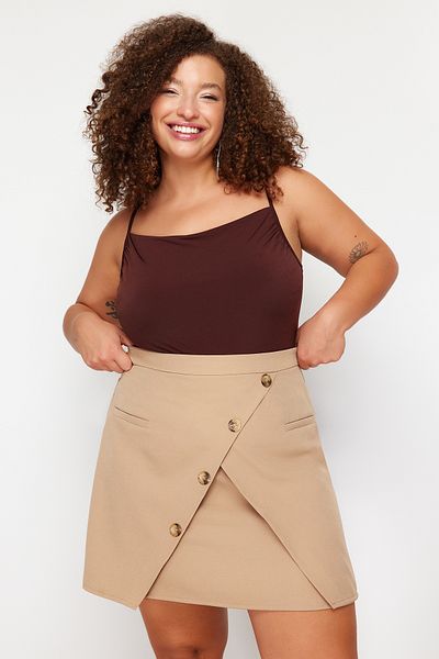 Beige skirt plus size top