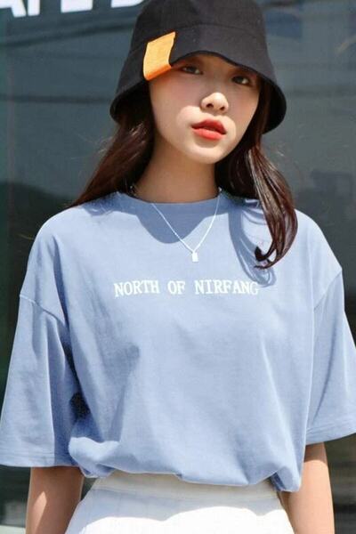 Revasser بيبي بلو نورث أوف نيرفانغ مطبوع كبير الحجم