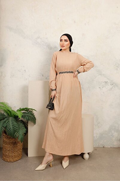 Esre Store Сукня з поясом, бежева