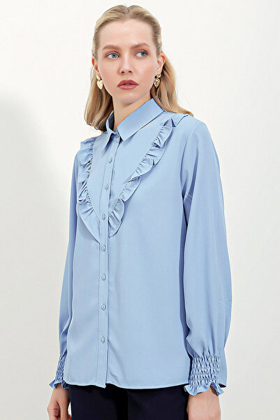 CoolLook قميص بأكمام مطاطية مكشكشة ومفصلة وياقة بأزرار بدون جيوب وقصة مريحة