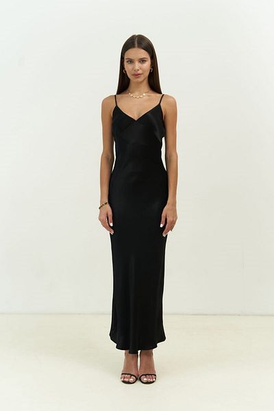 MAİ COLLECTİON Olesya Straps-Maxikleid in Schwarz