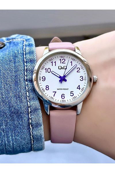 Q&Q Women's Leather Cord Wristwatch