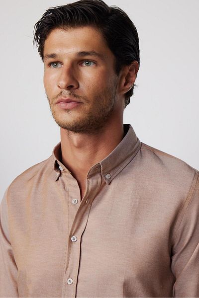 Tudors Slim Fit Langarm Button-Down-Kragen Baumwolle Easy Iron Solid Herrenhemd