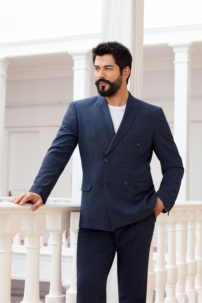 ALTINYILDIZ CLASSICS Men's Navy Blue Slim Fit Slim Fit Swallow Collar Seersuc...