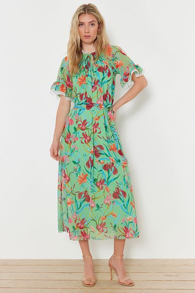 Trendyol Modest Πράσινο λουλουδένιο βολάν γιακά με βολάν με λεπτή γραμμή σιφόν φόρεμα TCTSS24EB00007