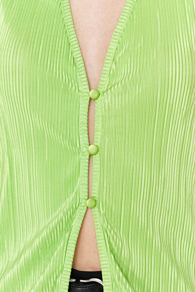 Trendyol Collection Green Pleated Sleeveless Buttoned Collar Enek Knitted Blouse TWOSS24BZ00514