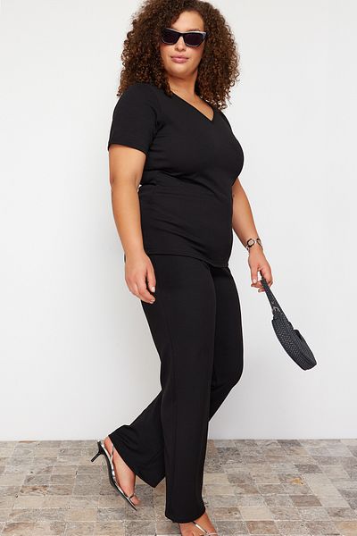 Trendyol Curve Schwarzes Strickset in Übergröße – Set unten und oben
