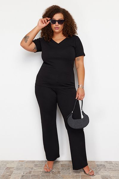 Trendyol Curve Schwarzes Strickset in Übergröße – Set unten und oben