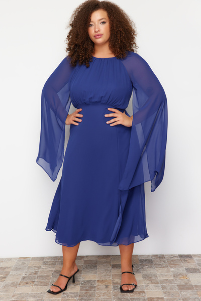 Trendyol Curve Φόρεμα σιφόν Plus Size - Saks Cape μανίκια, Maxi μήκος, με επένδυση TBBSS24AH00179