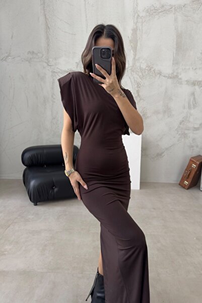 FMN Collection Женска рокля с права кройка, без ръкави, с подплатена талия, прилепваща по тялото, с дълъг разрез, подобна на Pinterest.