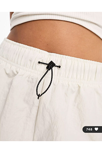 Nike شورت رياضي نسائي عالي الخصر NDD SPORT - منسوج أساسي