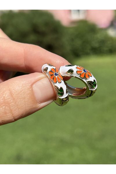 ByMerve Bym313 Vintage Flower Patterned Enameled White Hoop Model Women's Steel Earrings