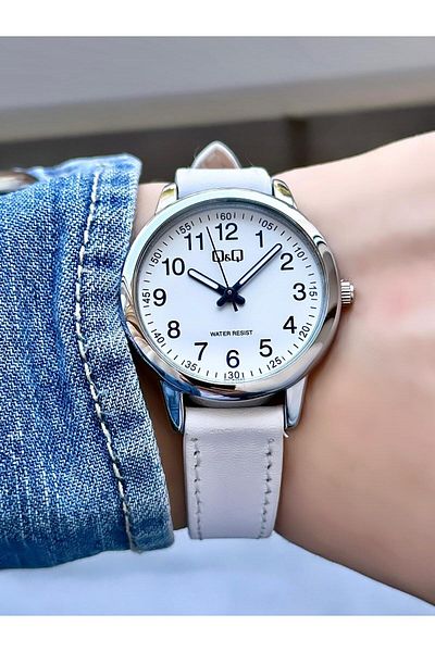 Q&Q Women's Leather Cord Wristwatch