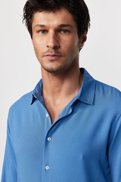 Tudors Slim Fit Μακρυμάνικο Slim Fit Flowing Viscose Stylish Ανδρικό πουκάμισο Indigo