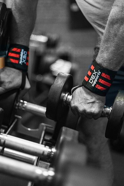 Dex Supports Lasting Energy Knee Bandage Knee Wraps Legend + Sports Bracelet Wrist Wraps Set of 2