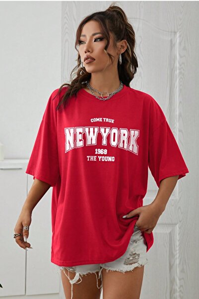 MODAGEN Μπλουζάκι Unisex Red Crew με λαιμόκοψη New York printed oversize