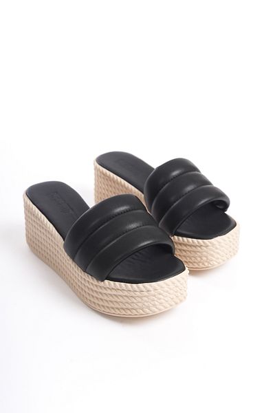 Moda Değirmeni Μαύρες γυναικείες παντόφλες με τακούνι BG1189-122-0002