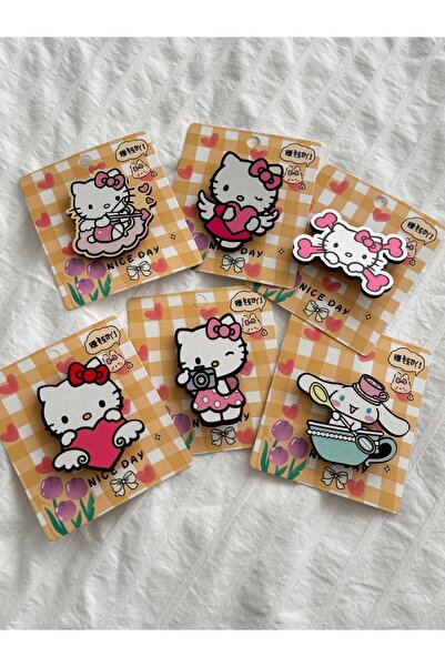 Planet Butik Hello Kitty 6'lı Ahşap Rozet Seti
