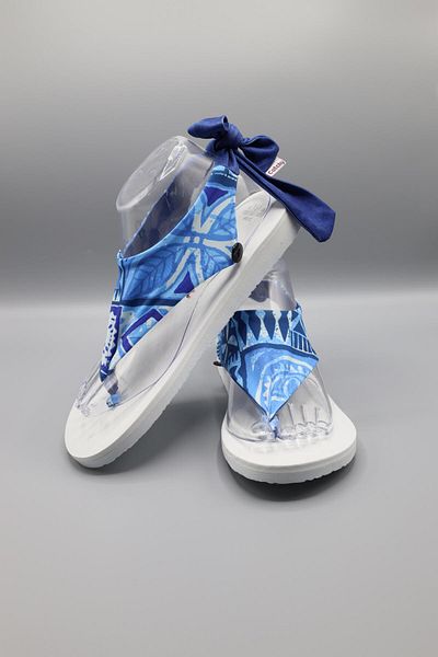 CATCHY WOMEN'S CHANGING TOP SANDALS - WHITE THIN SOLE BLUE PATTERN LACE-UP