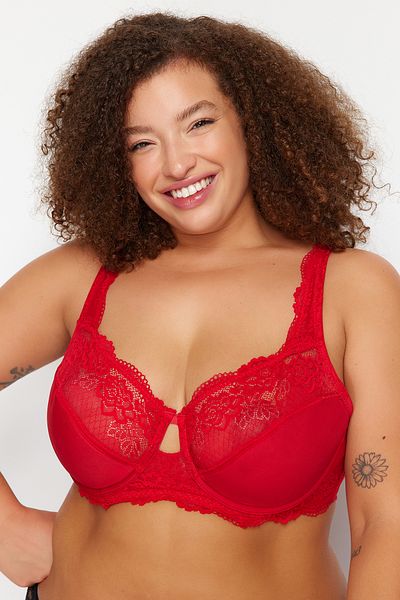 Trendyol Curve Červená mikrokrajková podprsenka Plus Size - TBBSS24CW00012